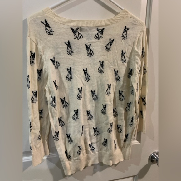 Forever 21 sweater. PTP 21, Preloved in great condition. Super soft, Large - Picture 2 of 2